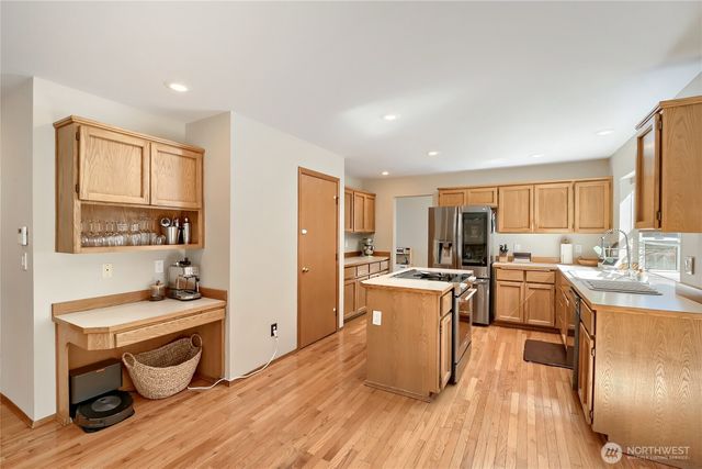 2412 21st Avenue Ct SE, Puyallup, WA 98372