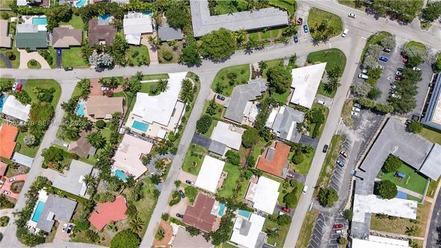 1892 NE 33rd Street, Oakland Park, FL 33306