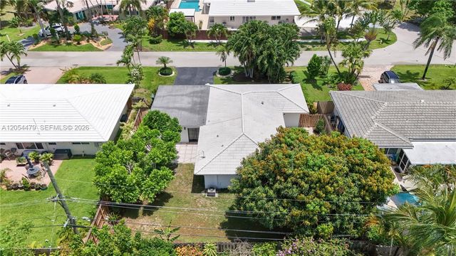 1892 NE 33rd Street, Oakland Park, FL 33306