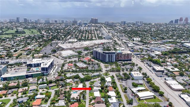 1892 NE 33rd Street, Oakland Park, FL 33306