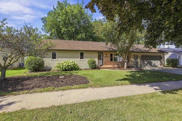 1815 ROOSEVELT STREET, Little Chute, WI 54140