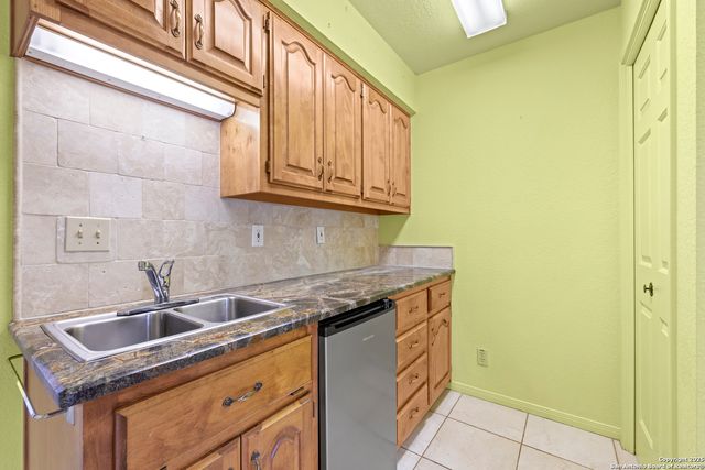 1416 Countryside Bend, Fredericksburg, TX 78624