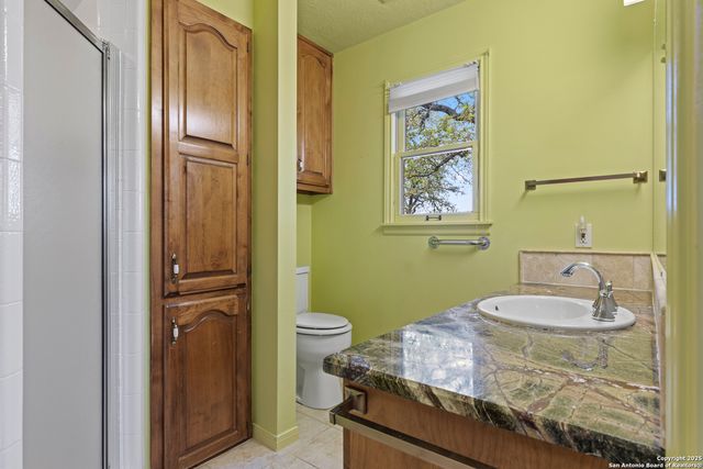 1416 Countryside Bend, Fredericksburg, TX 78624