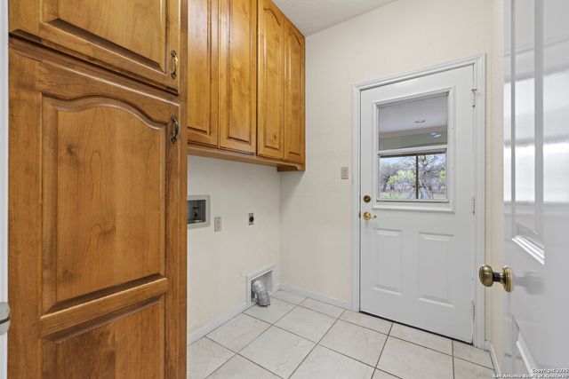 1416 Countryside Bend, Fredericksburg, TX 78624