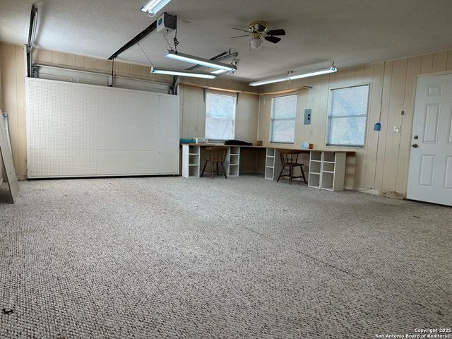 1416 Countryside Bend, Fredericksburg, TX 78624