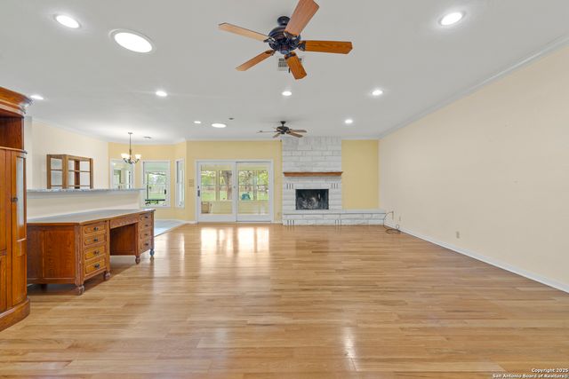 1416 Countryside Bend, Fredericksburg, TX 78624