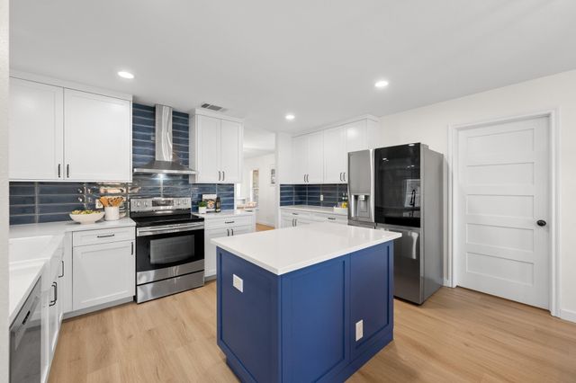 8504 Aoudad TRL, Austin, TX 78749
