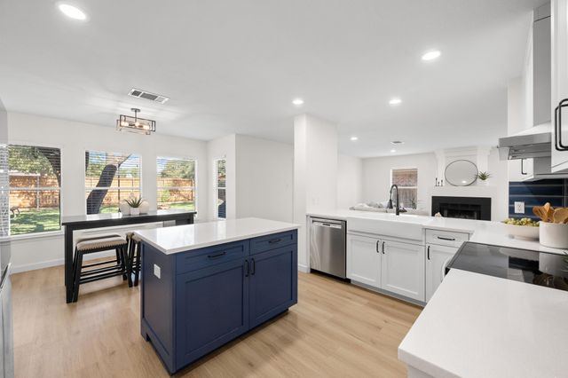 8504 Aoudad TRL, Austin, TX 78749