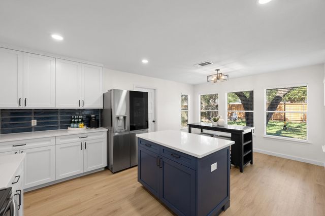 8504 Aoudad TRL, Austin, TX 78749
