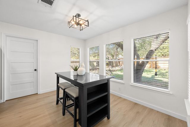 8504 Aoudad TRL, Austin, TX 78749
