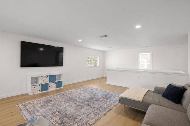 8504 Aoudad TRL, Austin, TX 78749