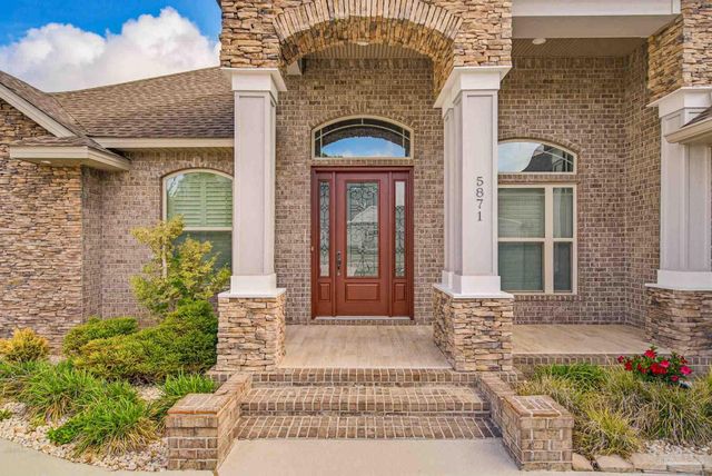 5871 Huntington Creek Blvd, Pensacola, FL 32526
