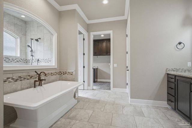 5871 Huntington Creek Blvd, Pensacola, FL 32526