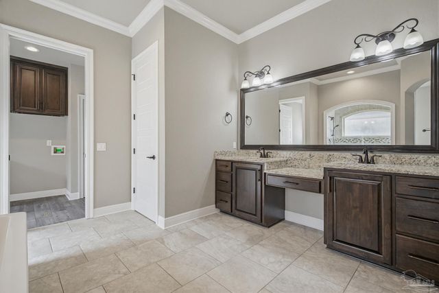 5871 Huntington Creek Blvd, Pensacola, FL 32526