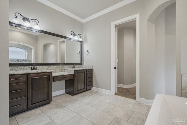 5871 Huntington Creek Blvd, Pensacola, FL 32526