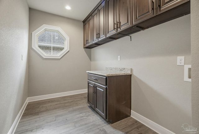 5871 Huntington Creek Blvd, Pensacola, FL 32526
