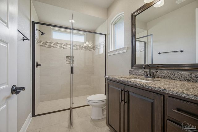 5871 Huntington Creek Blvd, Pensacola, FL 32526