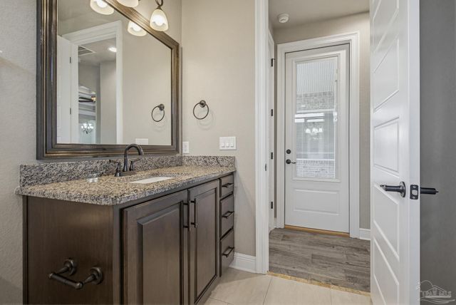 5871 Huntington Creek Blvd, Pensacola, FL 32526