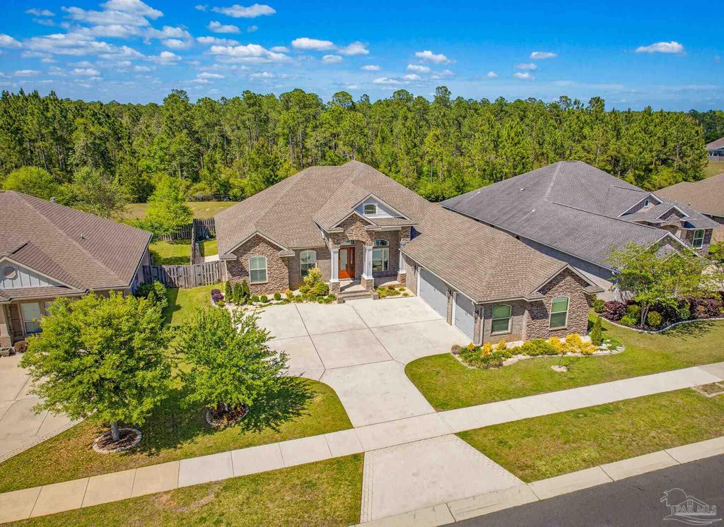 5871 Huntington Creek Blvd, Pensacola, FL 32526