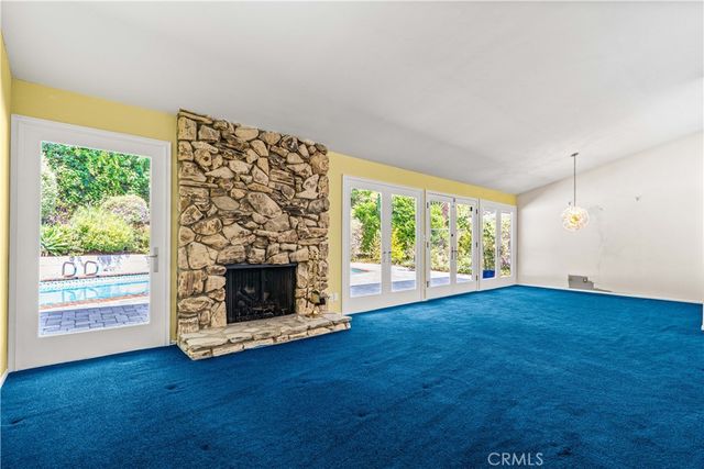 5300 Blanco Avenue, Woodland Hills, CA 91367