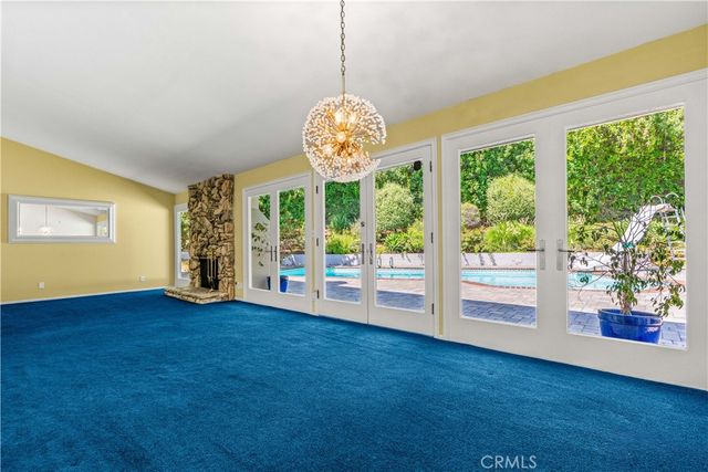 5300 Blanco Avenue, Woodland Hills, CA 91367