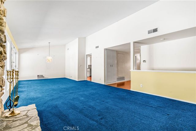 5300 Blanco Avenue, Woodland Hills, CA 91367