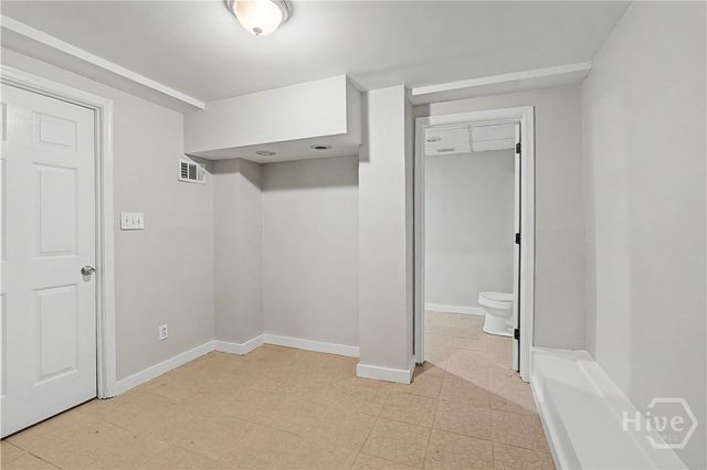 1413 Clermont Avenue, East Point, GA 30344