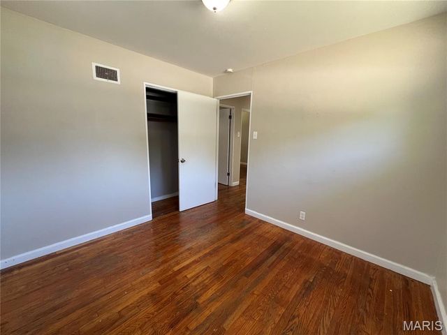 1636 Maldon Lane, St Louis, MO 63136