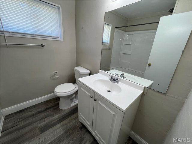 1636 Maldon Lane, St Louis, MO 63136