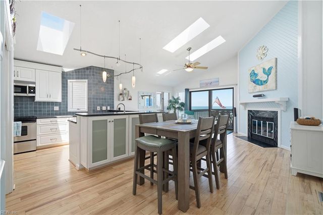 1904 E Ocean View AVE, Norfolk, VA 23503