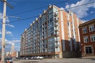 2222 Detroit Avenue, Cleveland, OH 44113