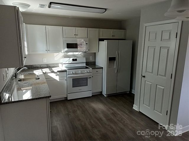 10 Turner Avenue, York, SC 29745