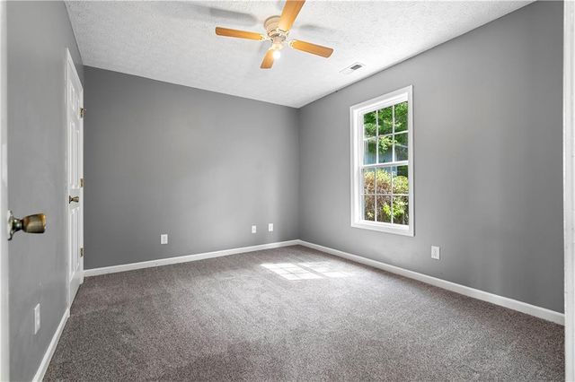 332 Lavista Drive SW, Calhoun, GA 30701