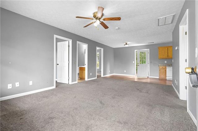 332 Lavista Drive SW, Calhoun, GA 30701