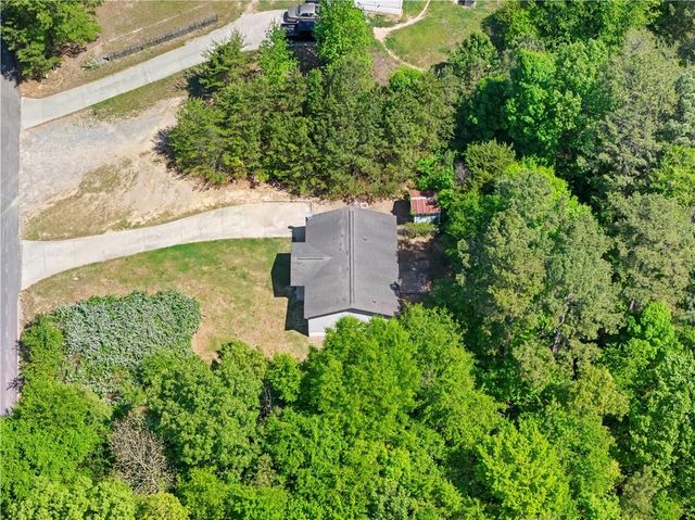 332 Lavista Drive SW, Calhoun, GA 30701