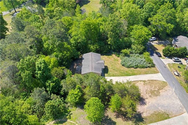 332 Lavista Drive SW, Calhoun, GA 30701
