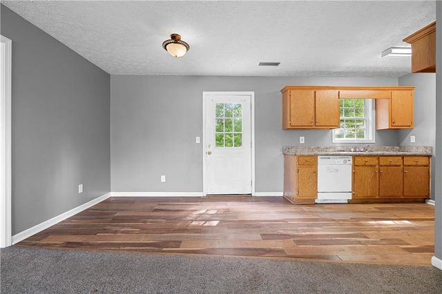 332 Lavista Drive SW, Calhoun, GA 30701