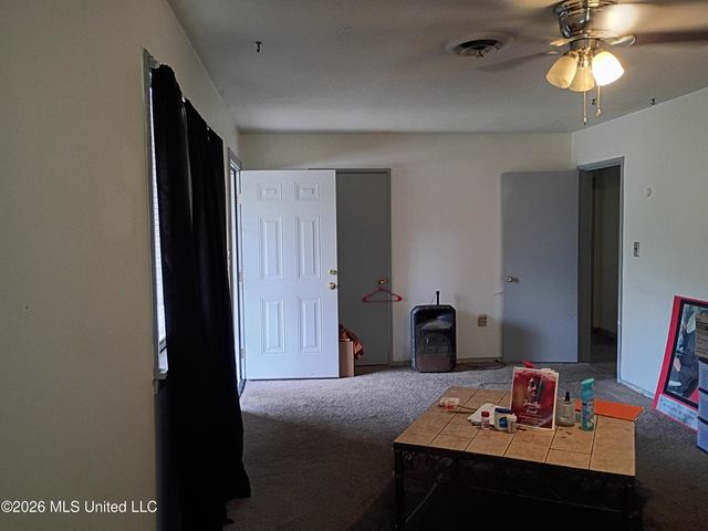 1517 Woody Drive, Jackson, MS 39212