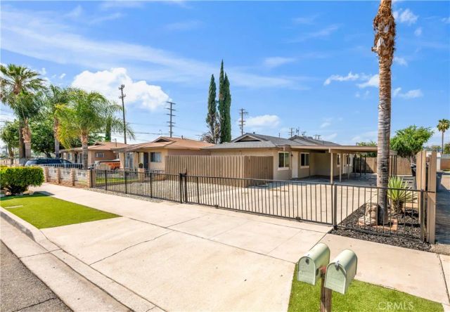 470 W Kimball, Hemet, CA 92543