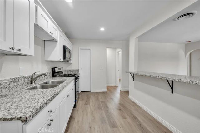470 W Kimball, Hemet, CA 92543