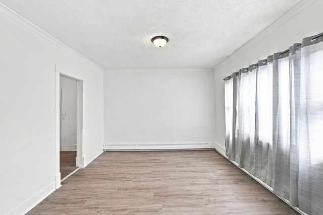 609 Moir Street, Waterloo, IA 50701