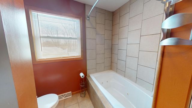 1023 4th Avenue S, Albert Lea, MN 56007