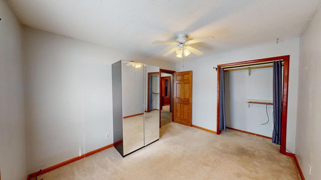 1023 4th Avenue S, Albert Lea, MN 56007