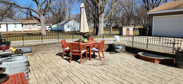 1023 4th Avenue S, Albert Lea, MN 56007