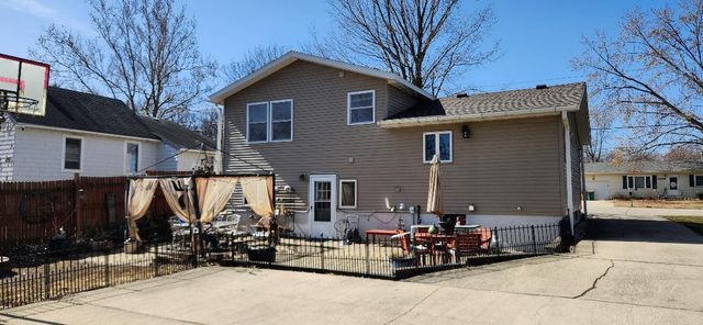 1023 4th Avenue S, Albert Lea, MN 56007