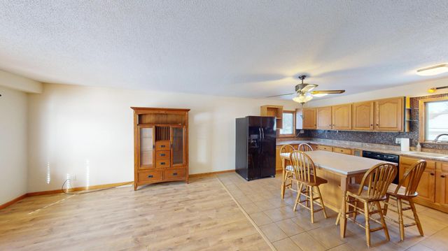 1023 4th Avenue S, Albert Lea, MN 56007