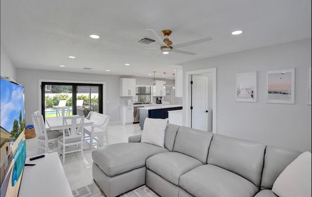 521 Curlew Road, Delray Beach, FL 33444