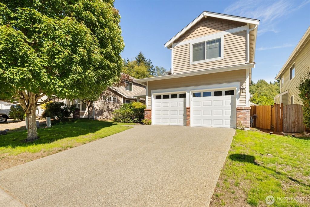4523 SE Bakken Court, Port Orchard, WA 98366