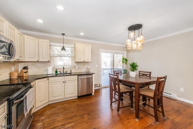 26 Ridgedale Rd, Jefferson Twp., NJ 07849