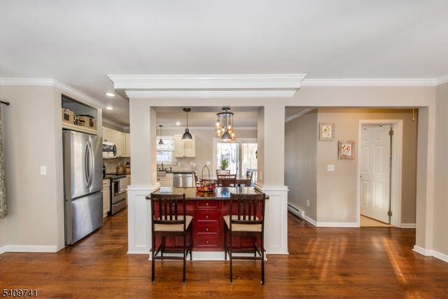 26 Ridgedale Rd, Jefferson Twp., NJ 07849